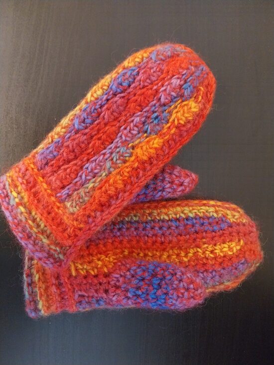 KRĀSAINI DŪRAINĪŠI