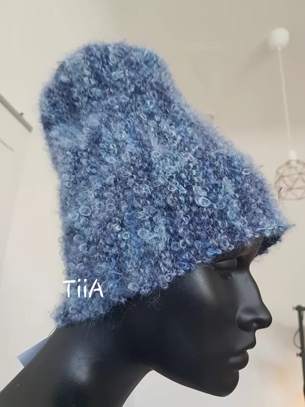 ZILAIS KARAKULIŅŠ